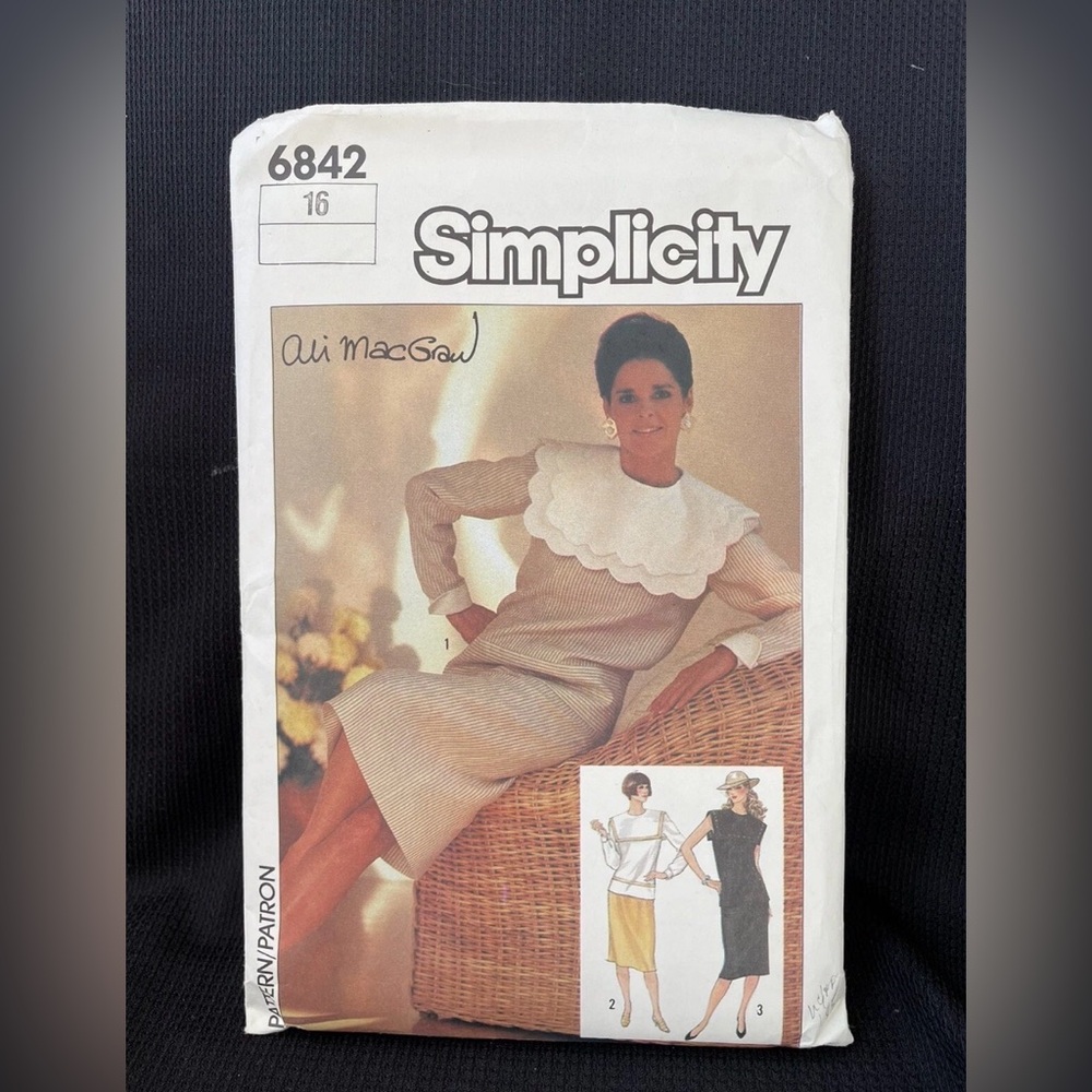 Vintage Simplicity Pattern 6842 
Ali MacGraw Dress 
Size 16
c1980s
UC/NOS